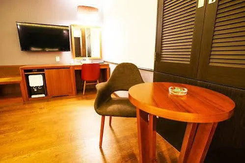 Karak Tourist Hotel Seúl