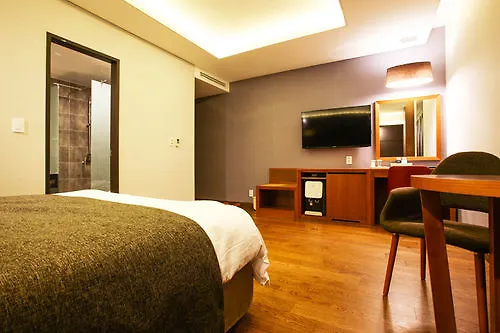 Karak Tourist Hotel Soul